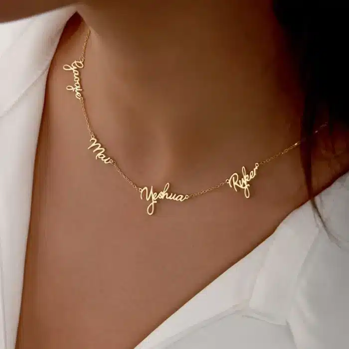 Collier femme personnalisé acier inoxydable plusieurs prénoms 1
