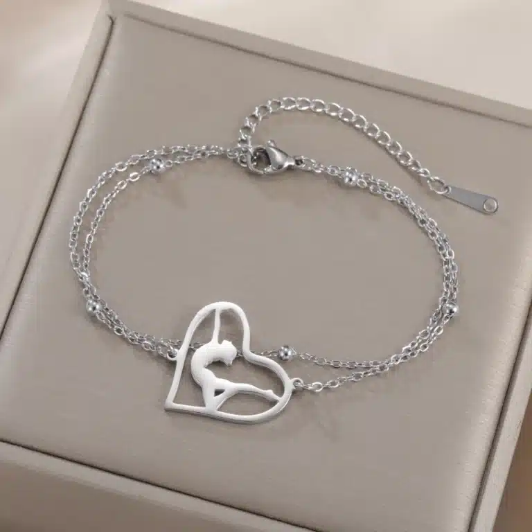 Collier couple femme danseuse 1