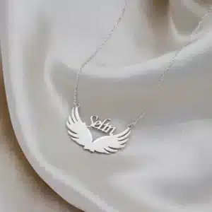 Collier couple femme personnalisé prénom ailes 2