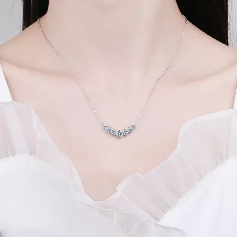 Collier couple femme reine 5