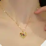 Collier femme coeur avec petites pierres colorées 1