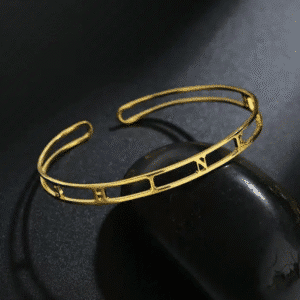 Bracelet jonc doré minimaliste personnalisé