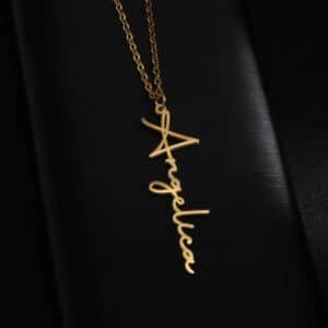 Collier personnalisé avec nom pour femme
