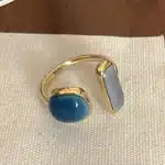 Bague femme ouverte dorée pierres bleues 1