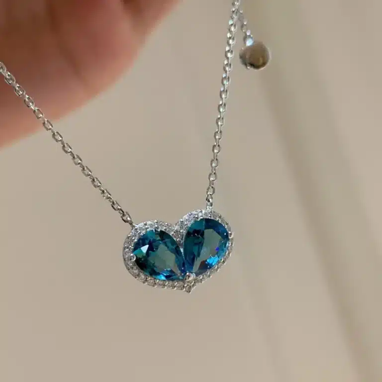 Collier femme ras de cou coeur bleu 1
