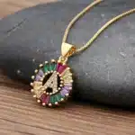 Collier femme initiale multicolore 1