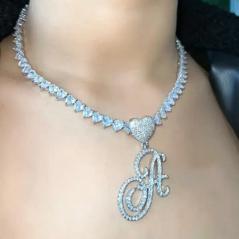 Collier femme personnalisé initiale strass petit coeur 1