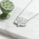 Collier femme lotus opale argent 4