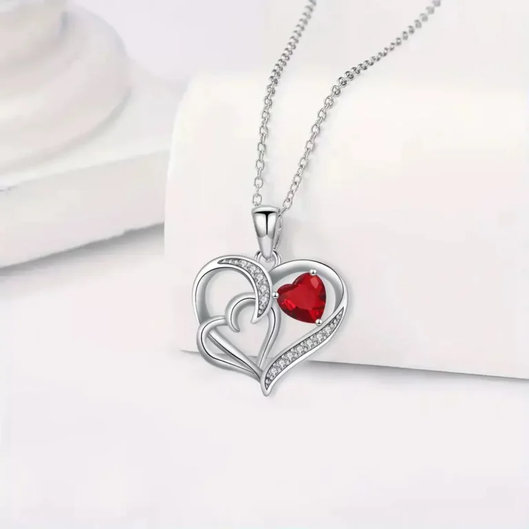 Coffret rose éternelle collier triple coeurs 5