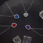 Collier femme coeur pierre colorée brillante 1