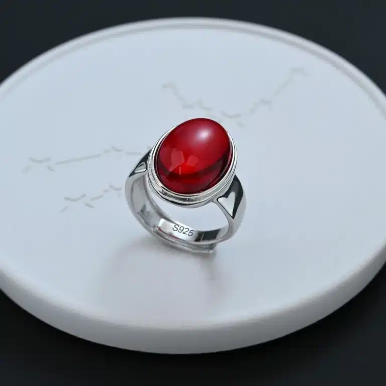 Bague femme argentée grosse pierre rouge 1
