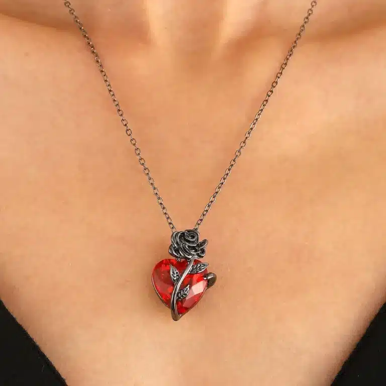 Collier femme gothique 2