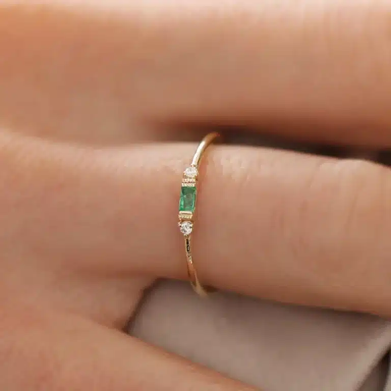 Bague de promesse fine colorée femme 1