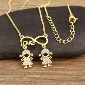 Collier couple lesbienne doré strass 1