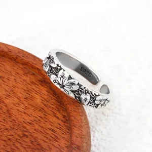 Bague femme fleurs de lys 1