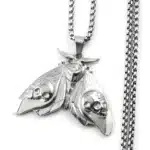 Collier couple papillon de nuit gothique 4