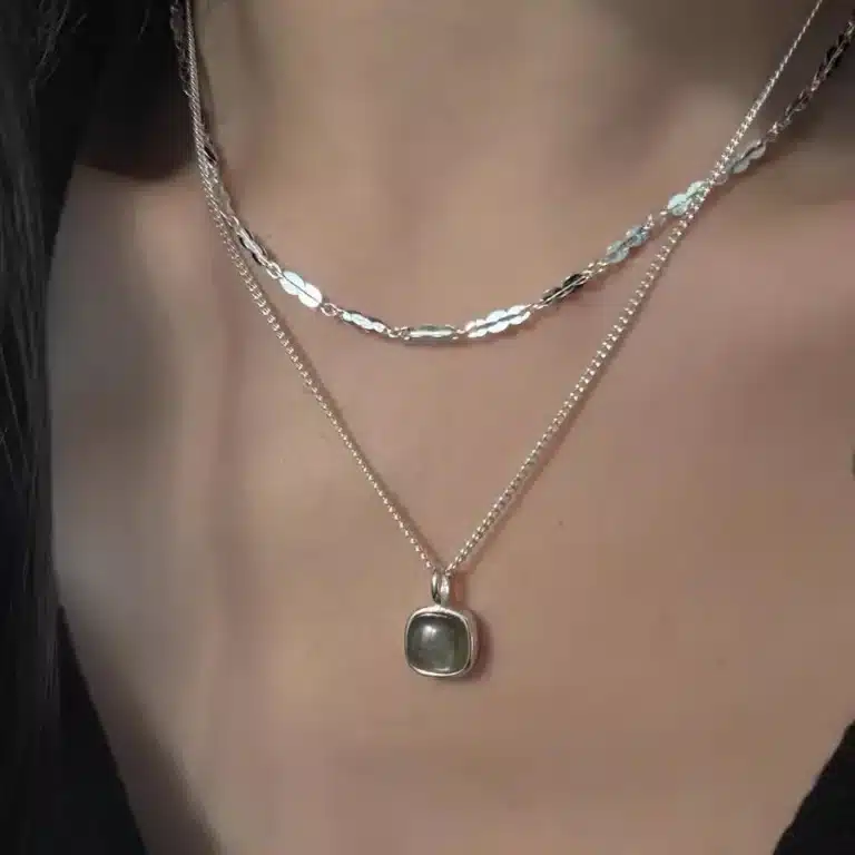 Collier femme double chaines avec pierre 1
