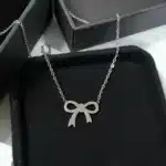 Collier noeud femme 1