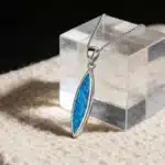 Collier femme opale allongé 3