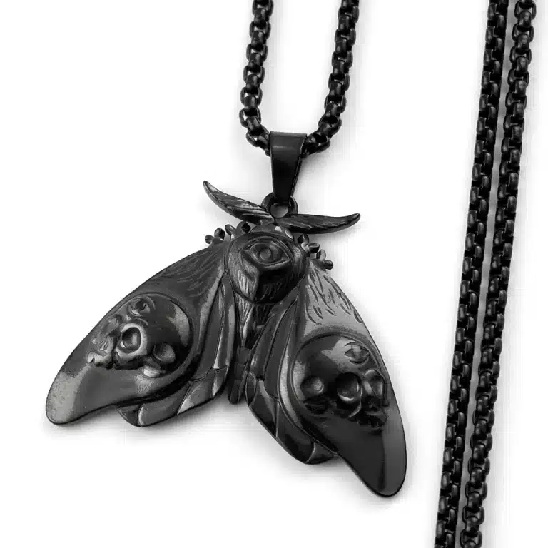 Collier couple papillon de nuit gothique 5