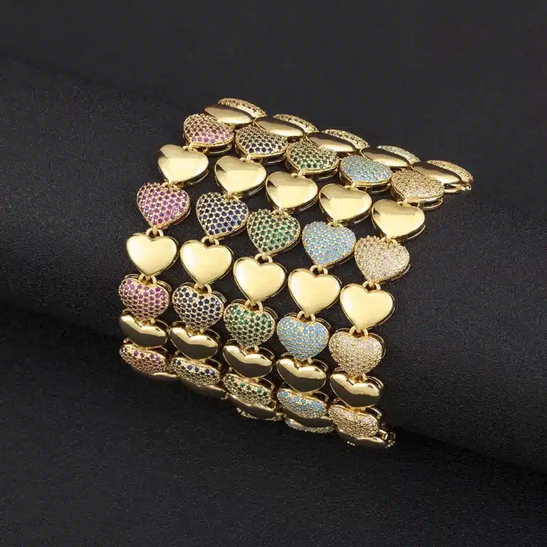 Bracelet femme coeurs épais dorés 5
