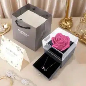 Boite à bijoux rose éternelle avec collier infini 3