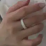 Bague de promesse femme minimaliste 1