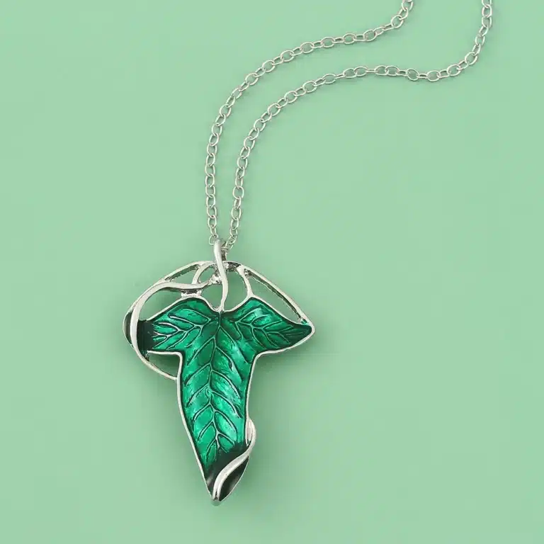 Collier femme feuille argentée 1