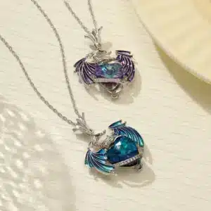 Collier femme dragon brillant coloré avec coeur 2