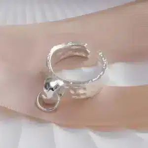 Bague femme anneau suspendu argenté 1