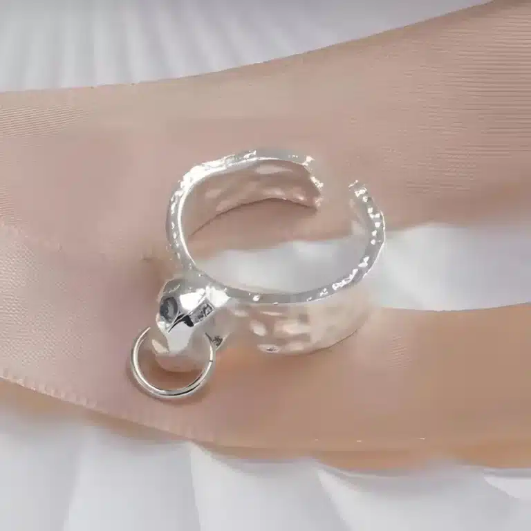 Bague femme anneau suspendu argenté 1