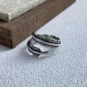 Bague feuilles vintage pour femme 1