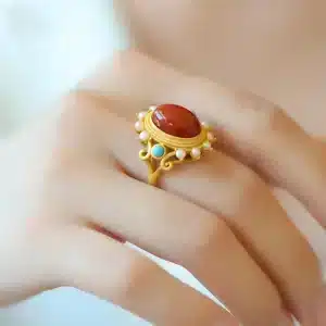 Bague bohème vintage pierre rouge dorée 1