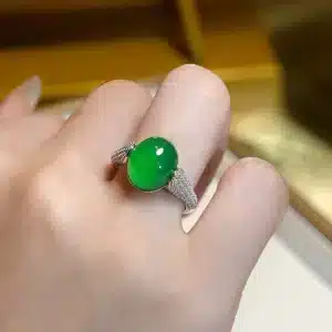 Bague femme cabochon ovale jade 1