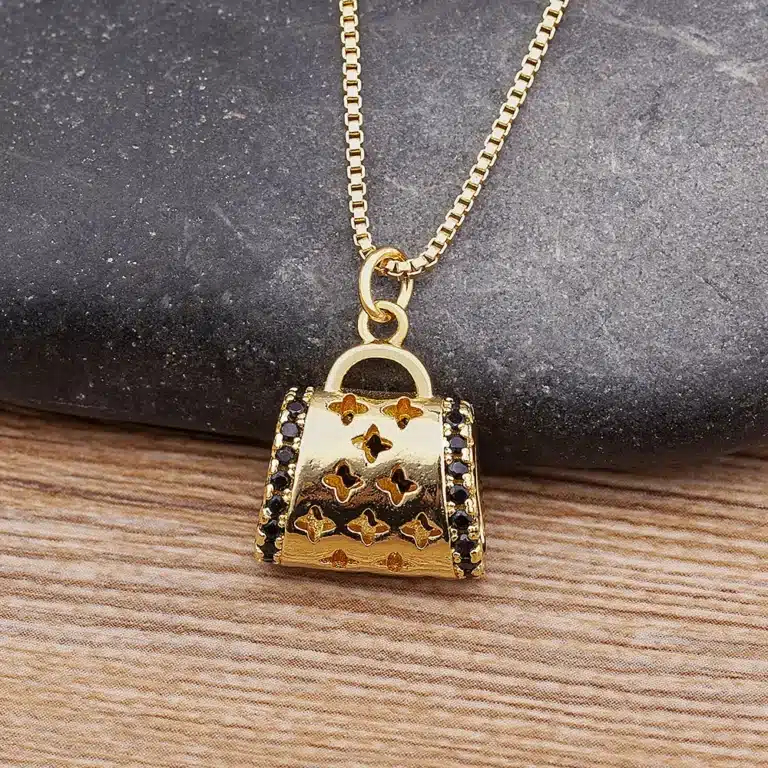 Collier femme pendentif sac à main 3