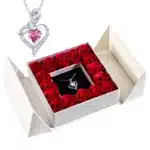 Coffret cadeau roses éternelles avec collier coeur coloré brillant 1