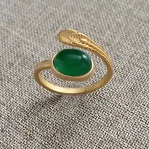 Bague plume pierre verte dorée 1