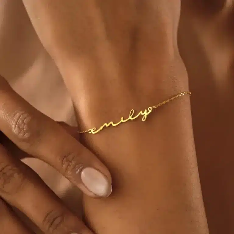 Bracelet personnalisé femme prénom anglais 1