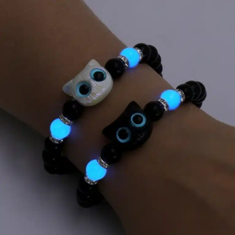 Collier bracelet couple chat lumineux 4