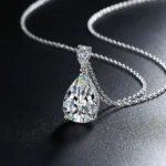 Collier femme goutte brillante strass 2