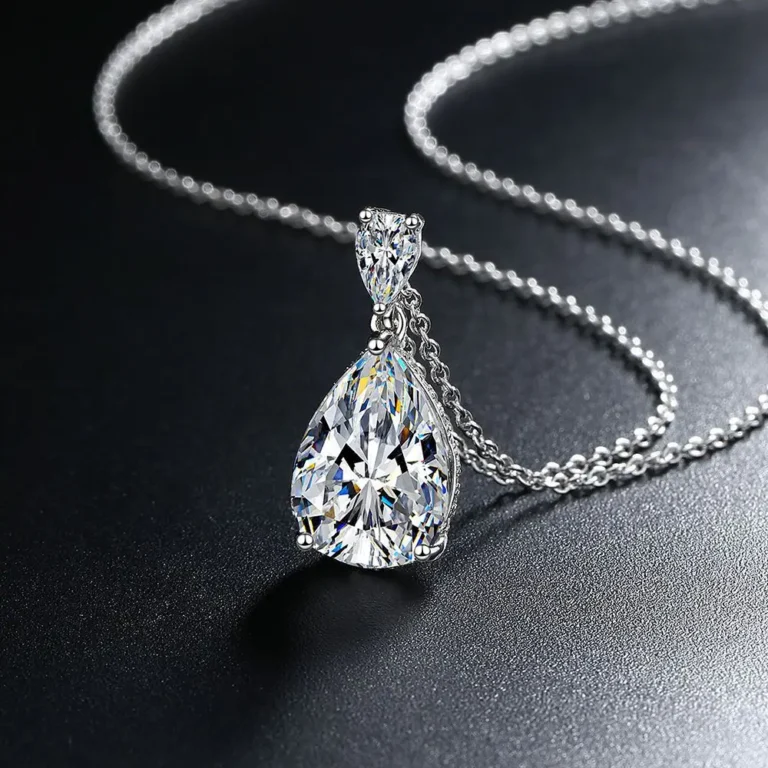 Collier femme goutte brillante strass 2