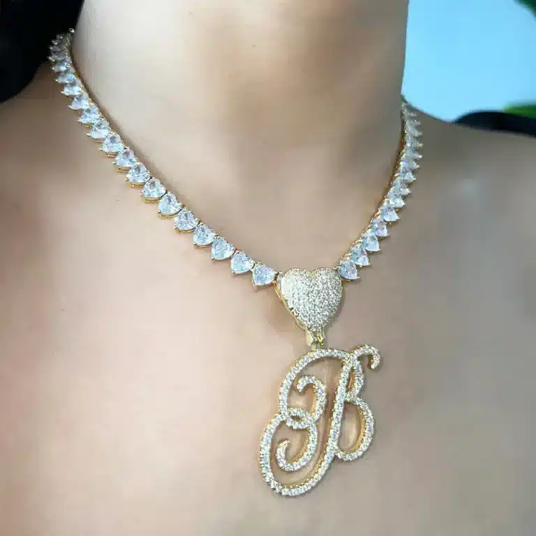 Collier femme personnalisé initiale strass petit coeur 3