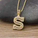 Collier femme initiale colorée strass 1