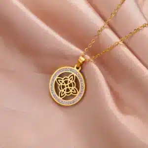 Collier pendentif celtique femme 1