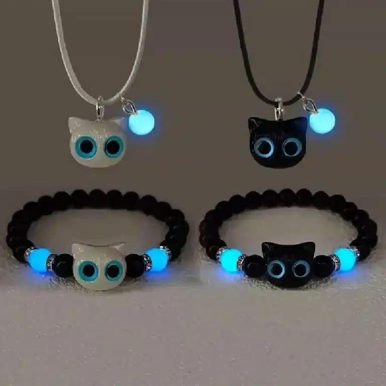 Collier bracelet couple chat lumineux 1