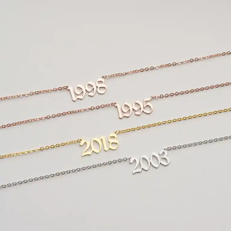 Collier femme personnalisé date importante 2