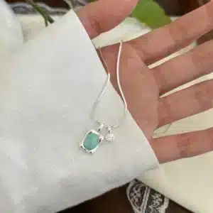 Collier femme pierre verte 1