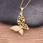 Collier femme papillon doré et blanc 1