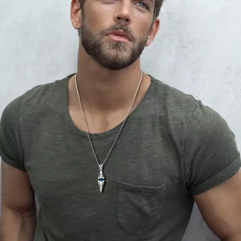 Collier homme pendentif tribal pierre bleue 5