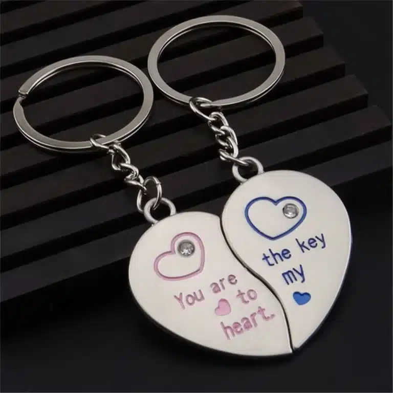 Porte-clés couple cœur séparé message 1